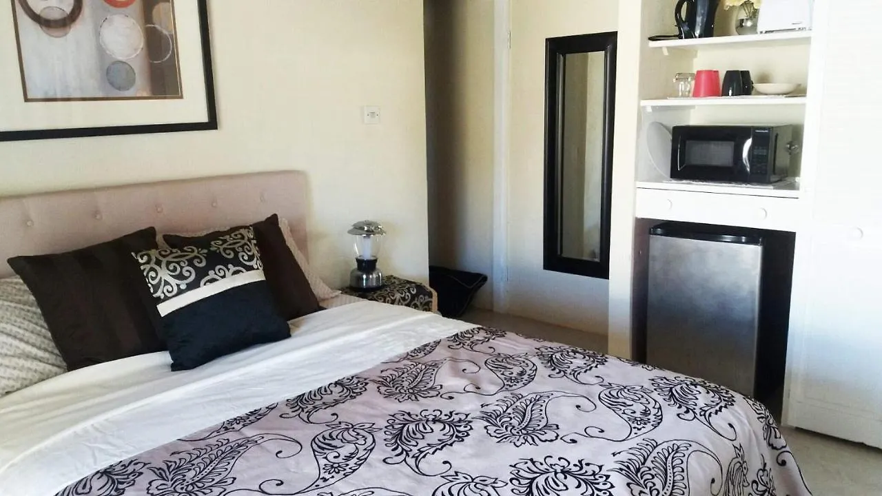 Pgs -Surf, Work, Relax Hotel Christ Church